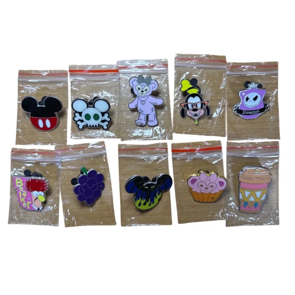 Disney Trading Pin Lot Unisex 10pc Multi Hidden Mickey Duffy Goofy Jack Beaker